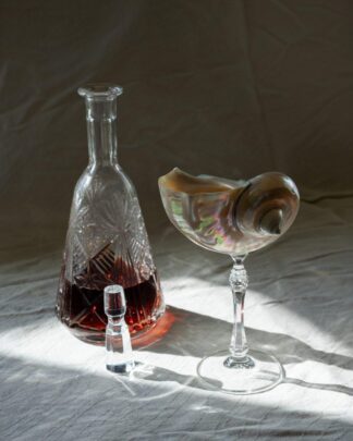 Mister Big - большой бокал из перламутровой ракушки Mister Big - большой бокал из перламутровой ракушки