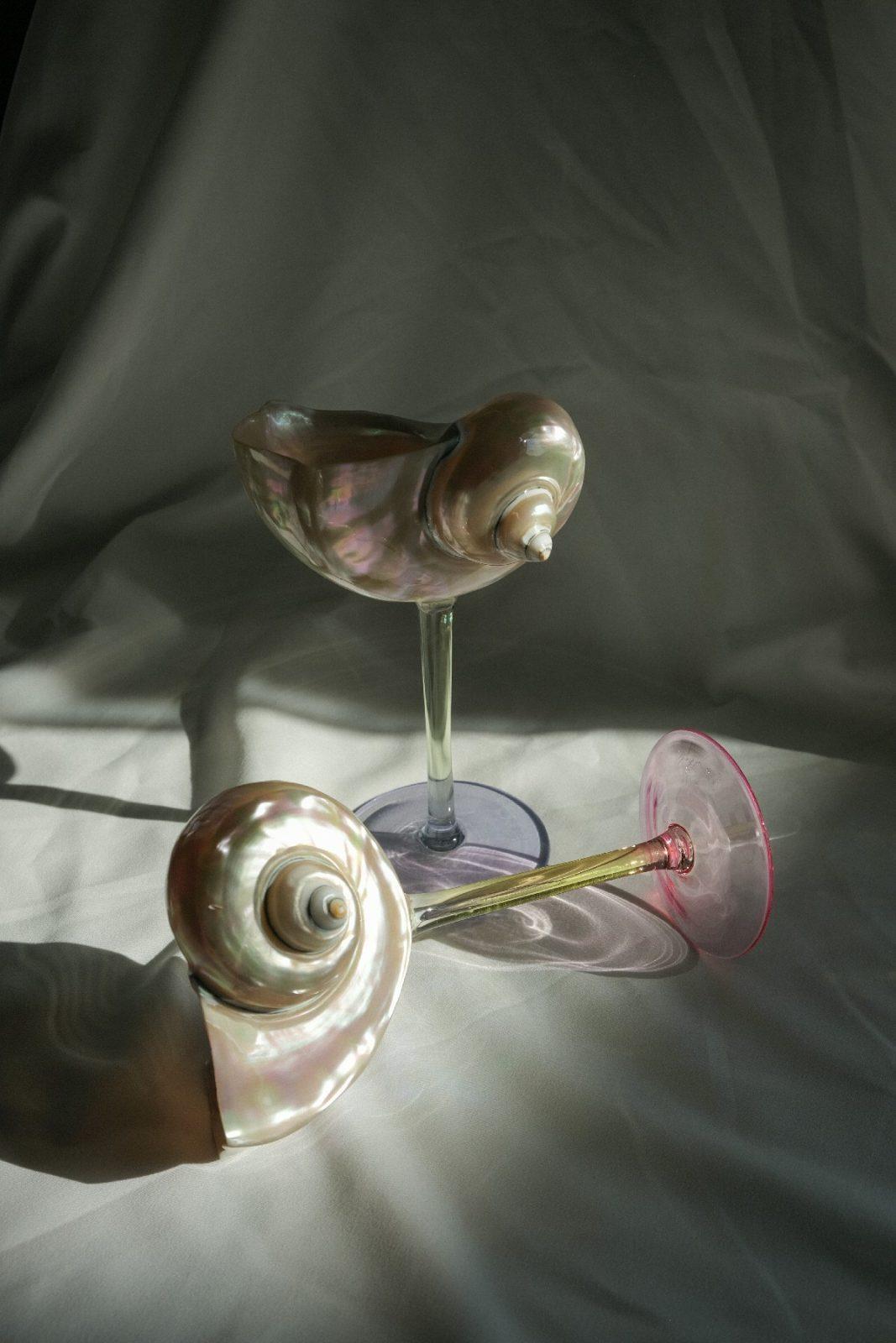 Pop-up couple - пара бокалов из перламутровой ракушки Pop-up couple - пара бокалов из перламутровой ракушки — изображение 3